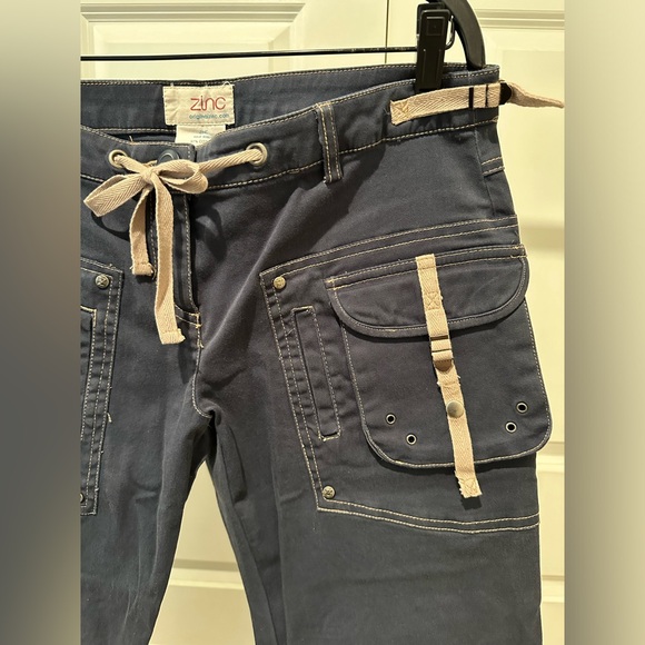 Zinc Vintage Blue Cargo/Utility Pants. Size 7 - Picture 4 of 16